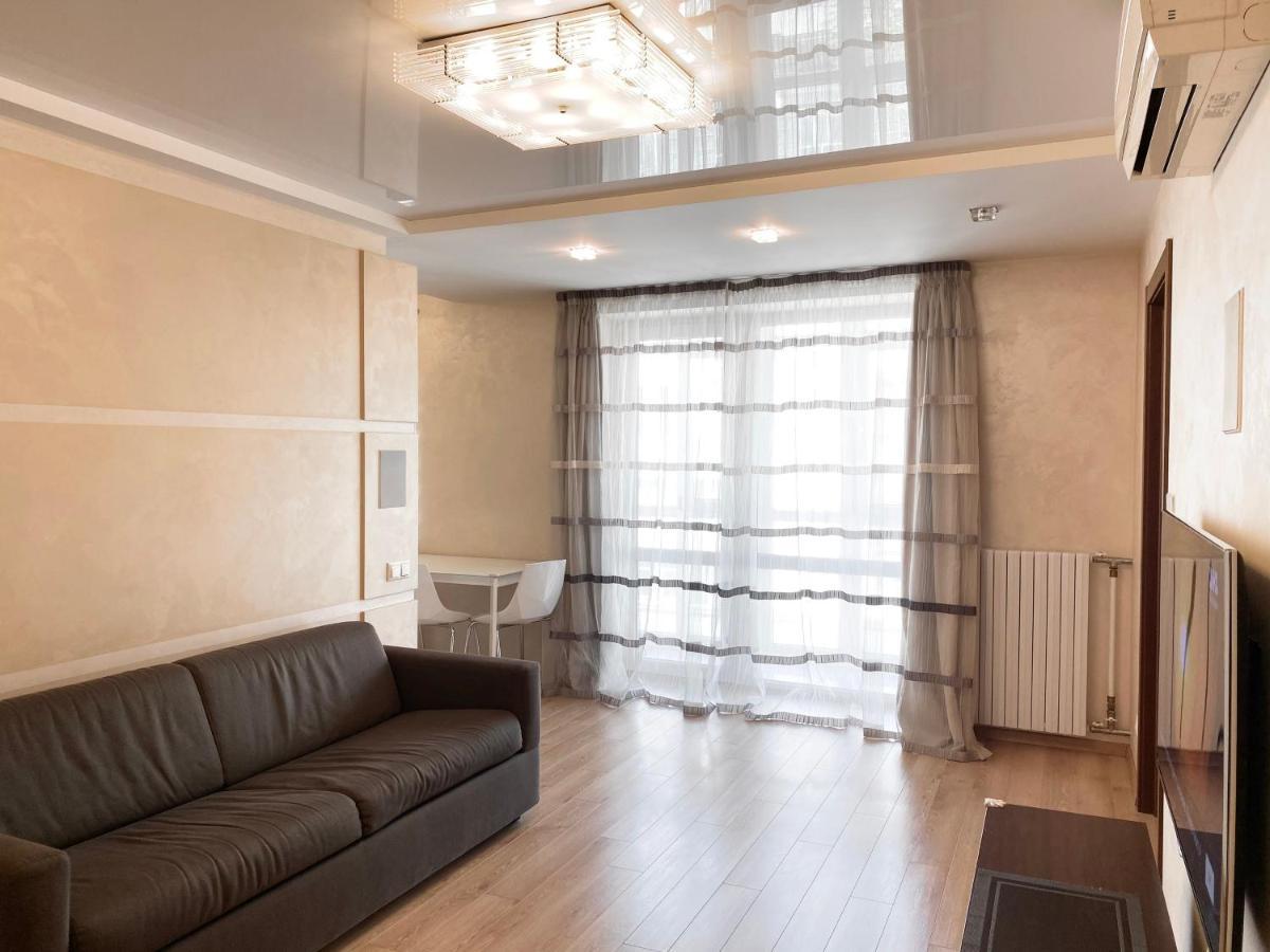 2-Bedroom Apartment Most City Area, Ekaterynoslav Square Днепър Екстериор снимка