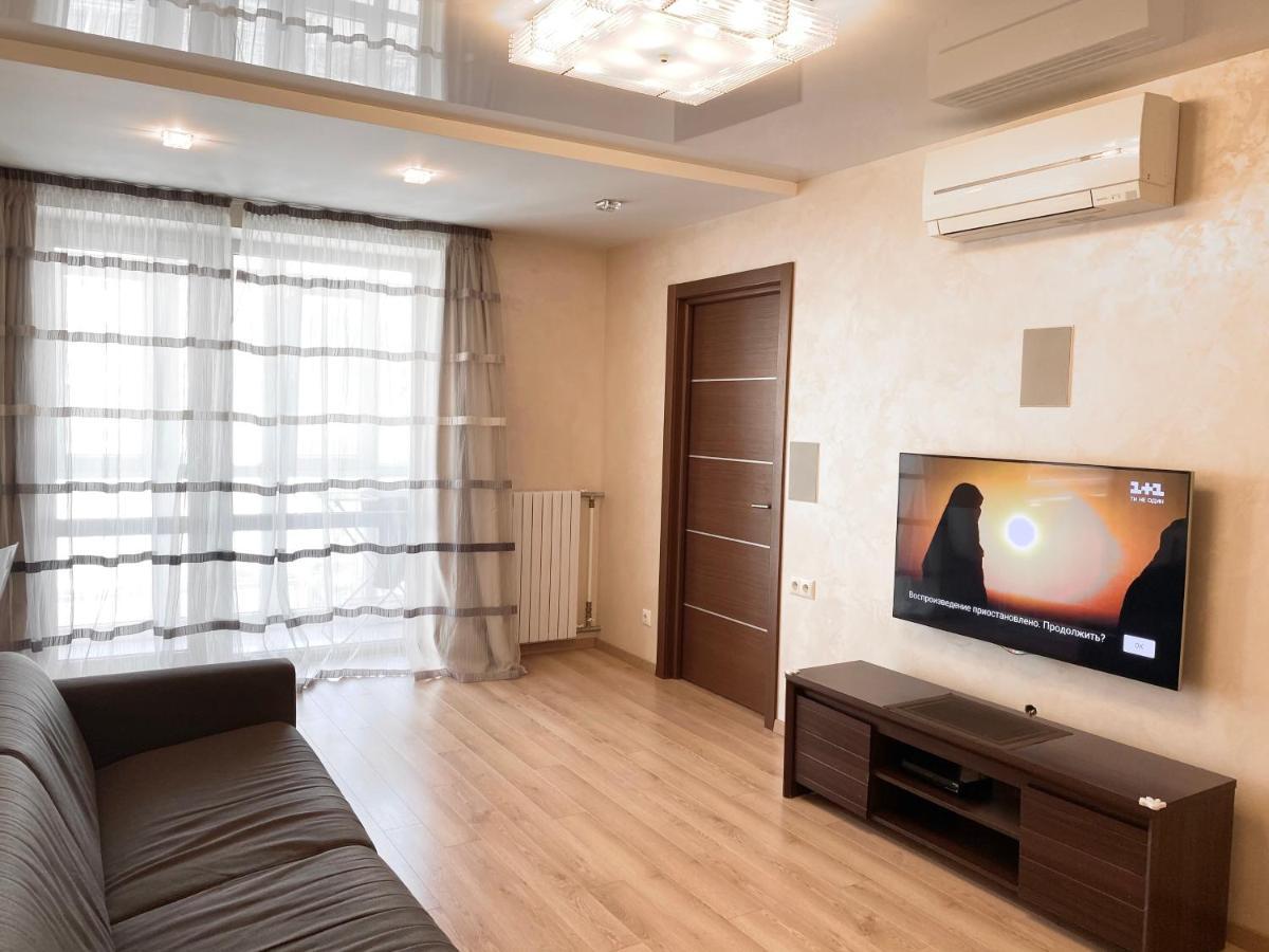2-Bedroom Apartment Most City Area, Ekaterynoslav Square Днепър Екстериор снимка
