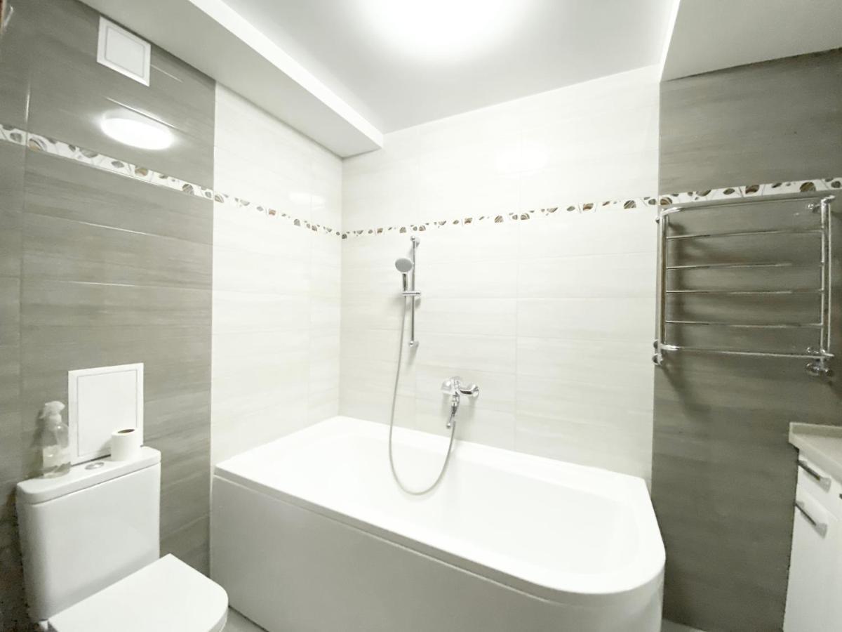 2-Bedroom Apartment Most City Area, Ekaterynoslav Square Днепър Екстериор снимка